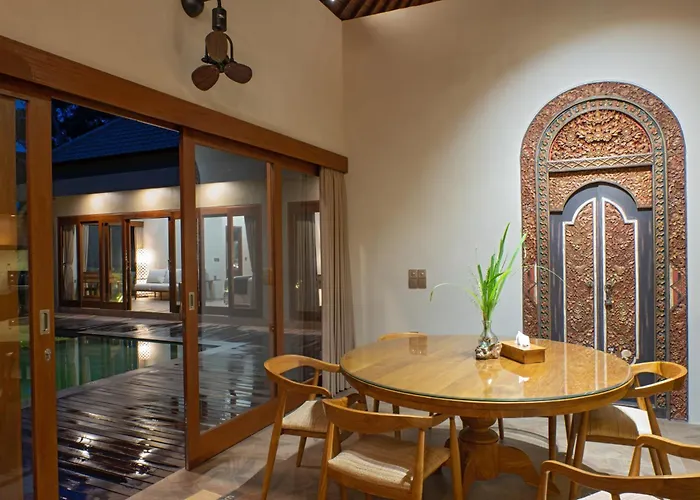Atik, Spacious Jungle Villa Ubud