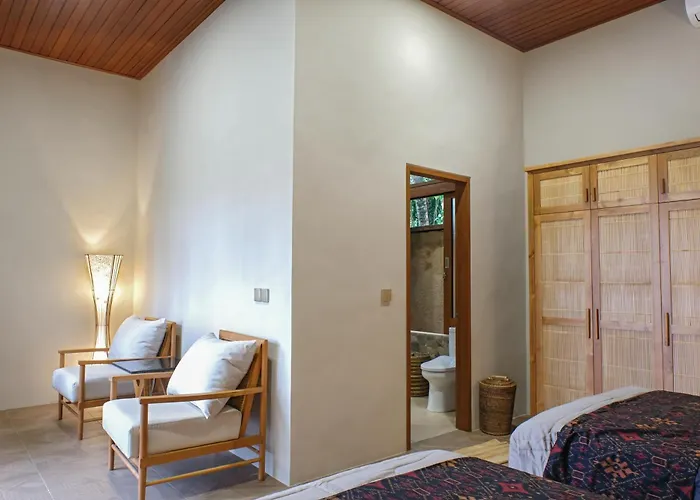 Atik, Spacious Jungle Villa