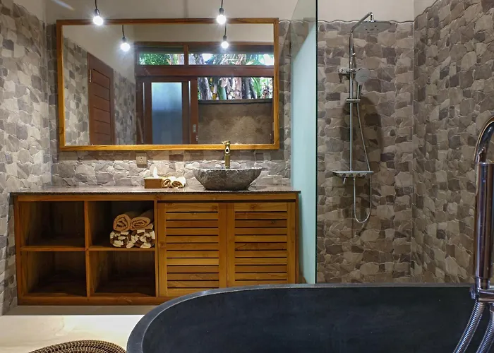Atik, Spacious Jungle Ubud